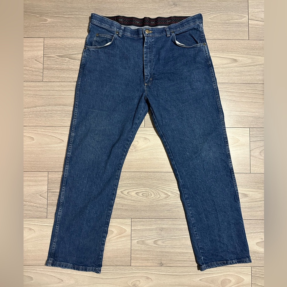 Wrangler Men's Deep Blue Straight Jeans Size 38 x 30